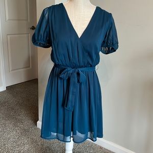 SPEECHLESS TEAL COLORED DRESS